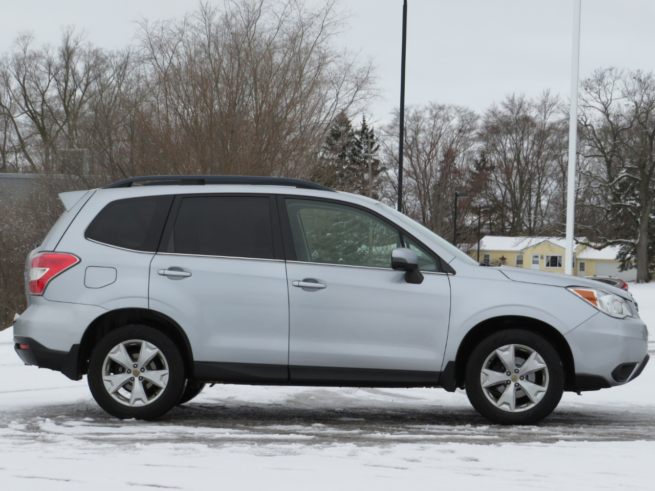 Subaru Forester 2.5i Touring 2014