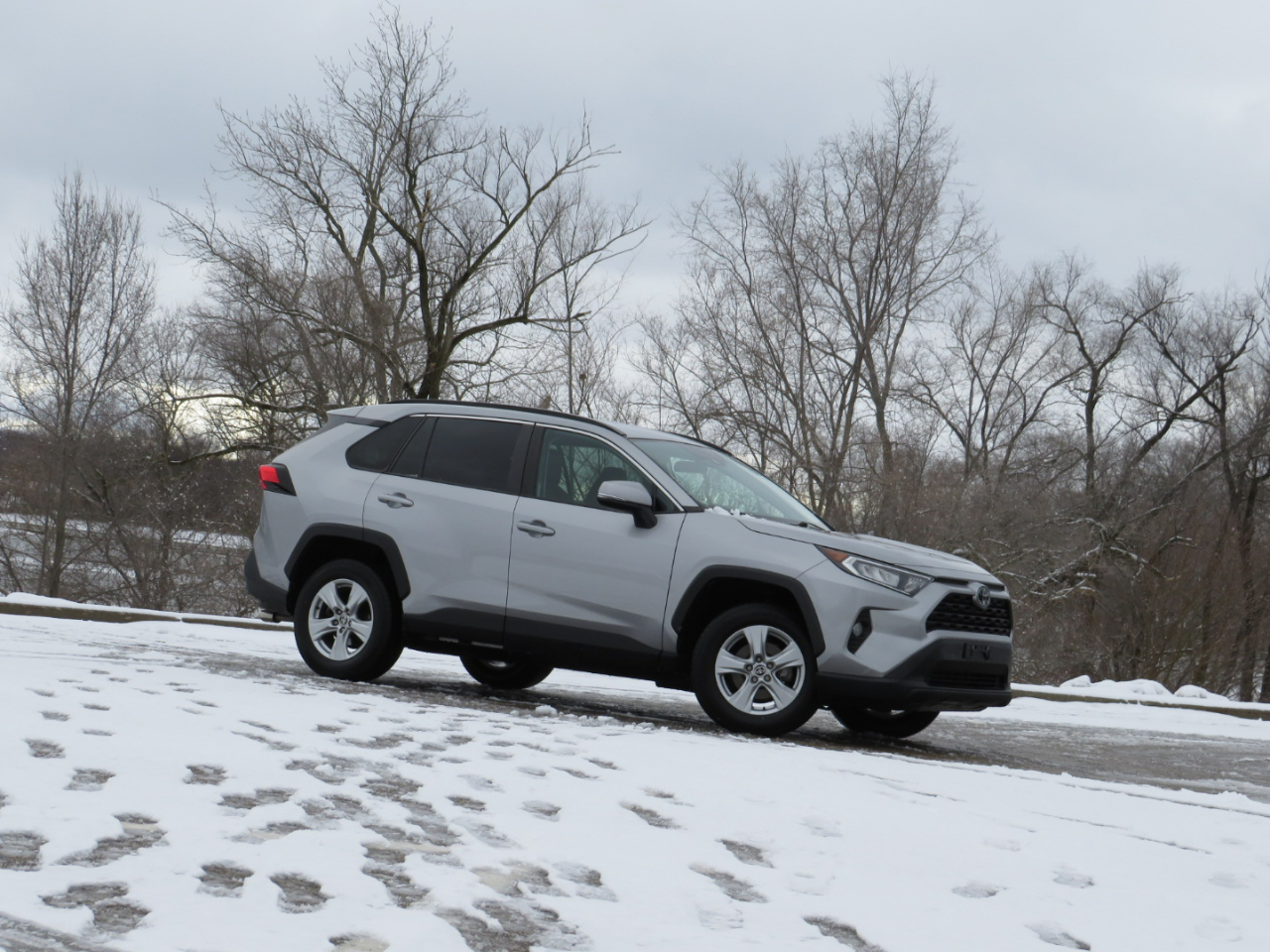Toyota RAV4 XLE 2021