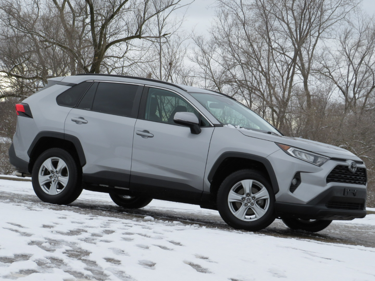 Toyota RAV4 XLE 2021