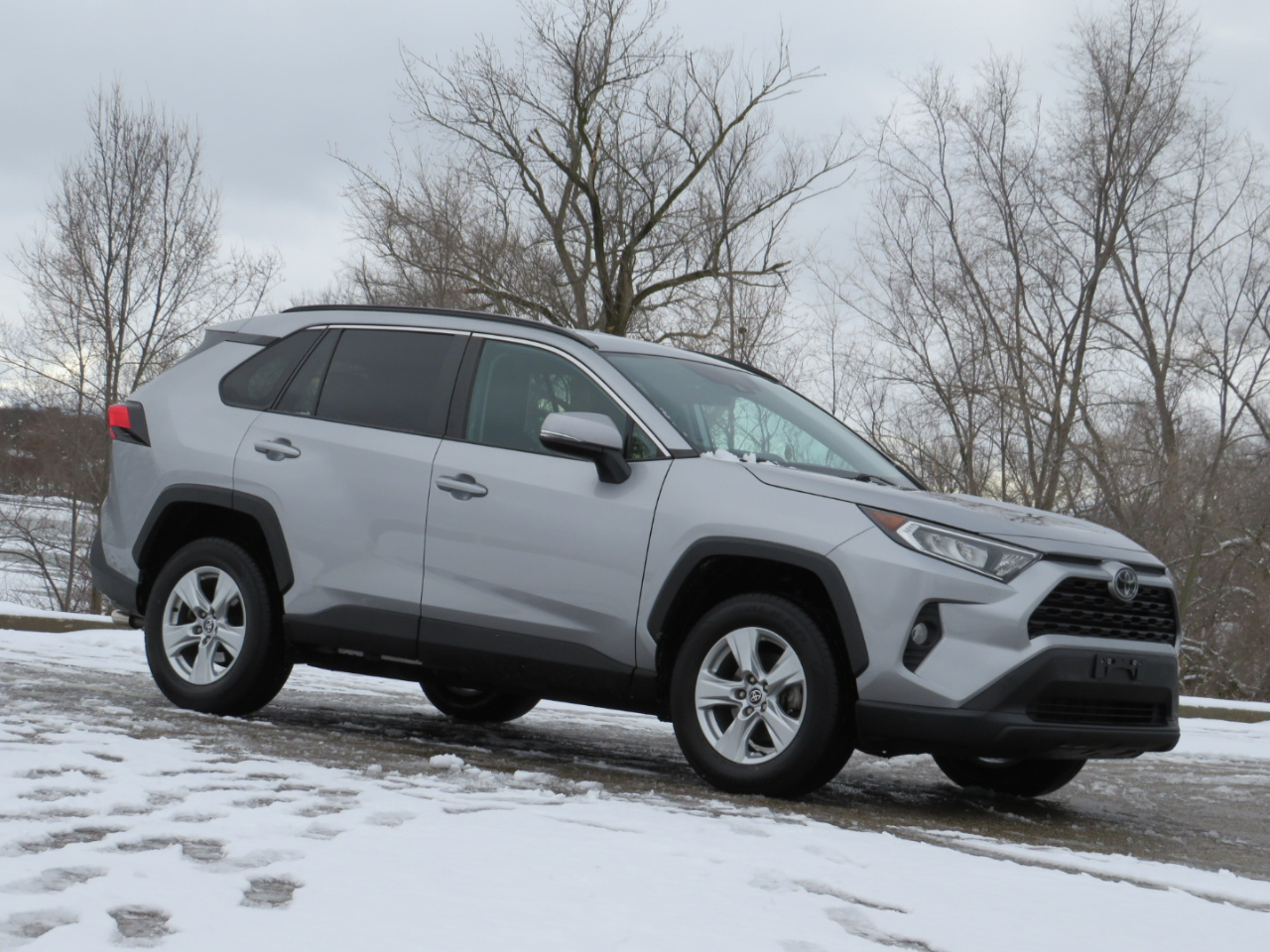 Toyota RAV4 XLE 2021