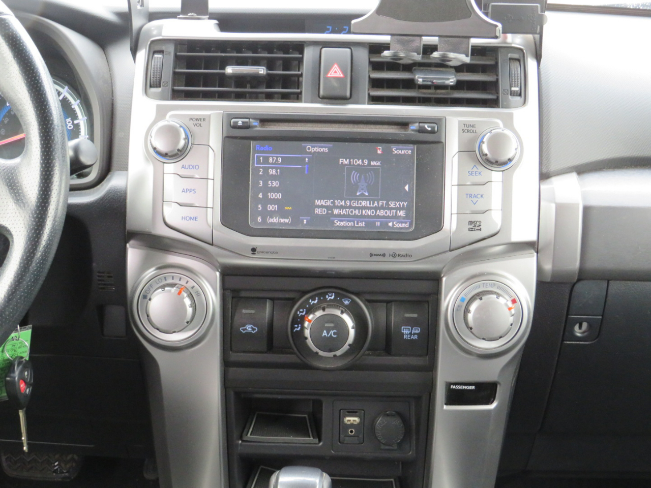 Toyota 4Runner SR5 4WD 2017