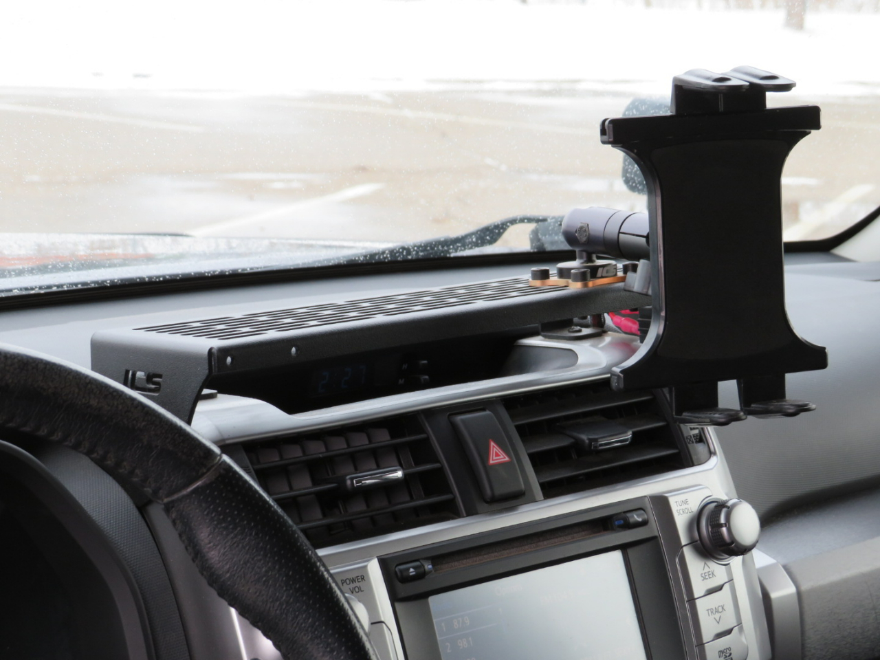 Toyota 4Runner SR5 4WD 2017