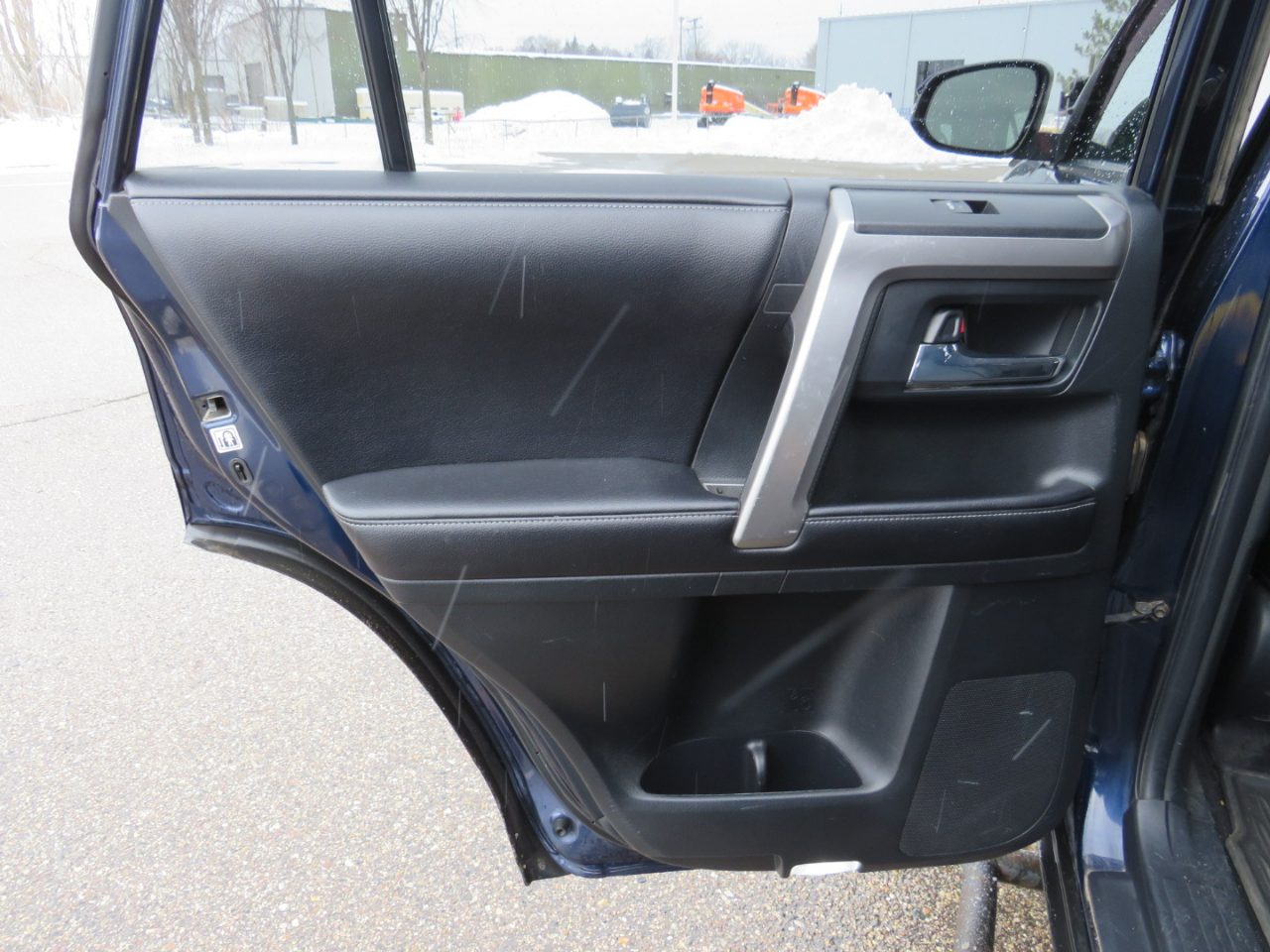 Toyota 4Runner SR5 4WD 2017