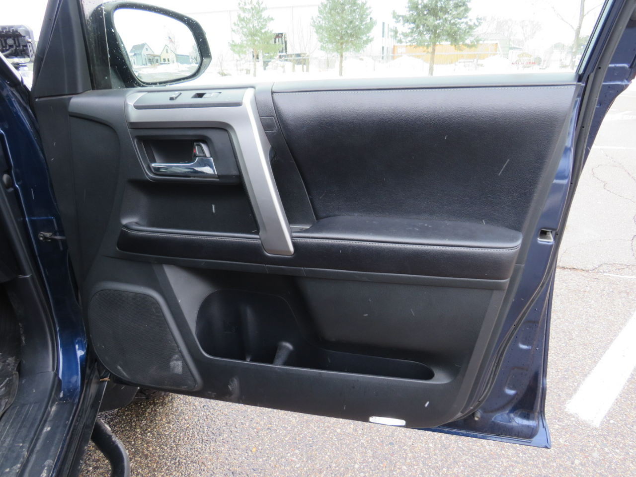 Toyota 4Runner SR5 4WD 2017