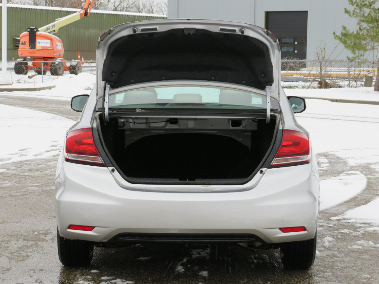 Honda Civic LX Sedan 5-Speed AT 2013