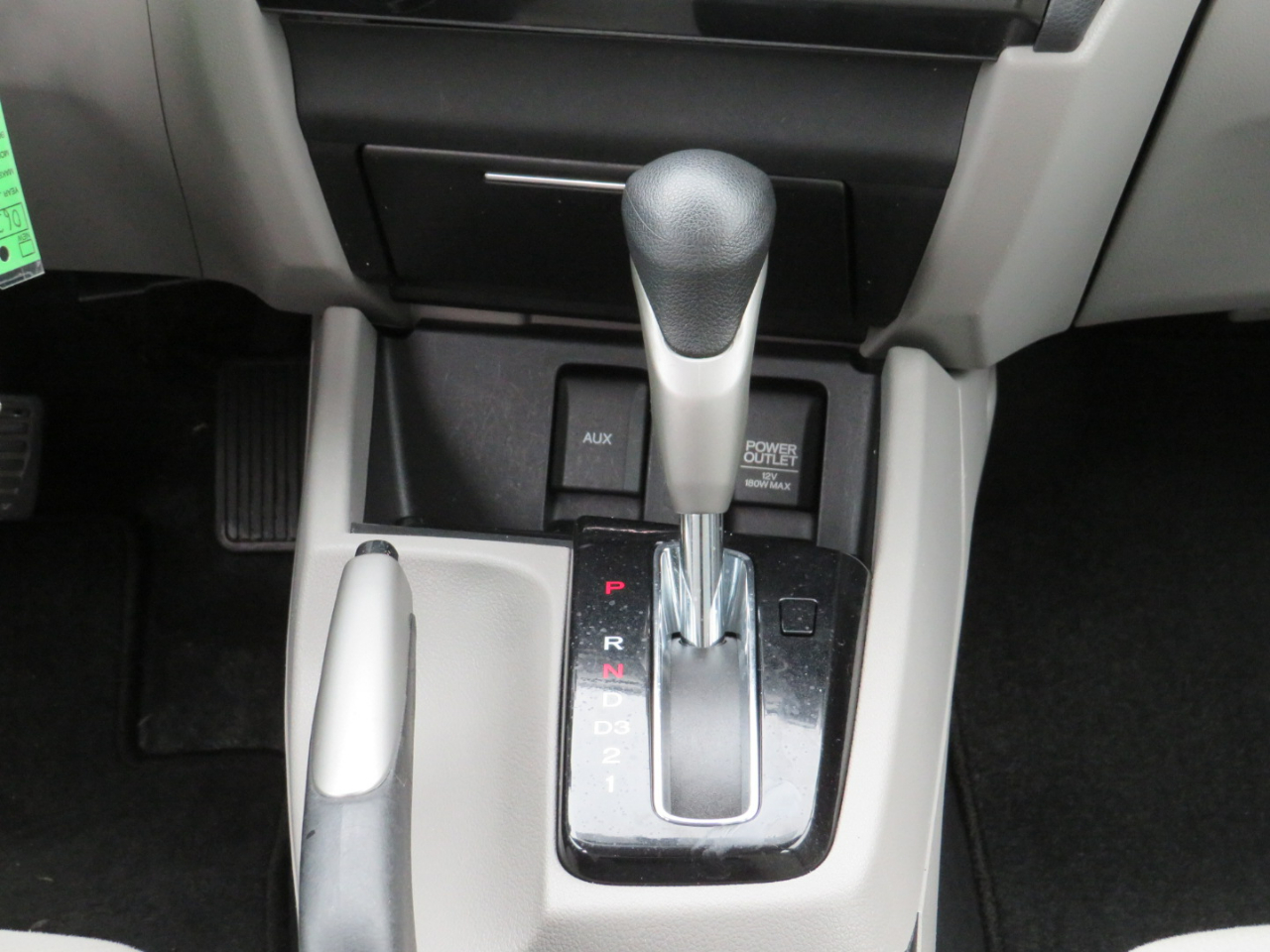 Honda Civic LX Sedan 5-Speed AT 2013