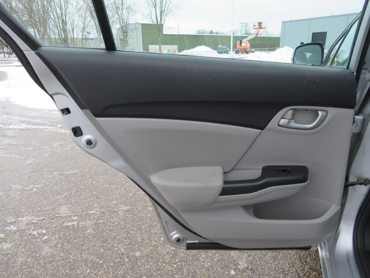 Honda Civic LX Sedan 5-Speed AT 2013