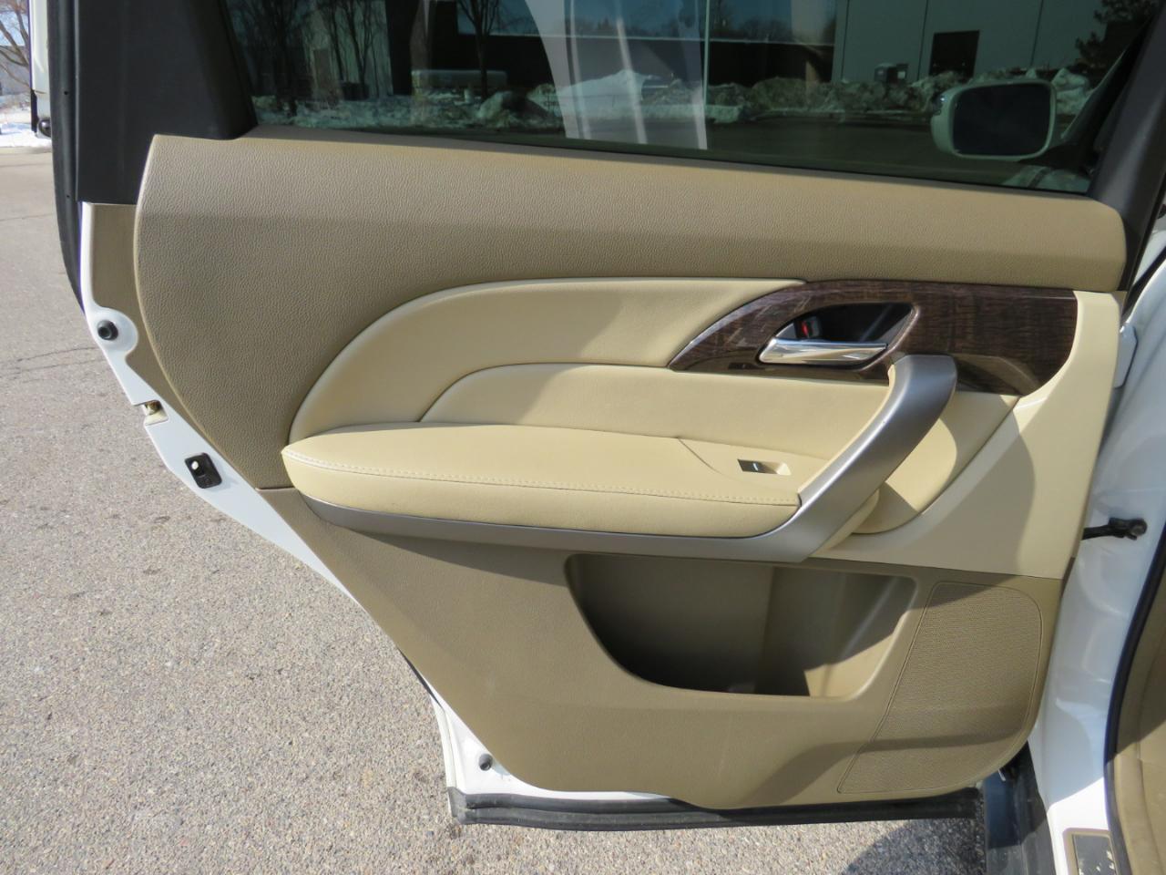 Acura MDX 6-Spd AT 2012