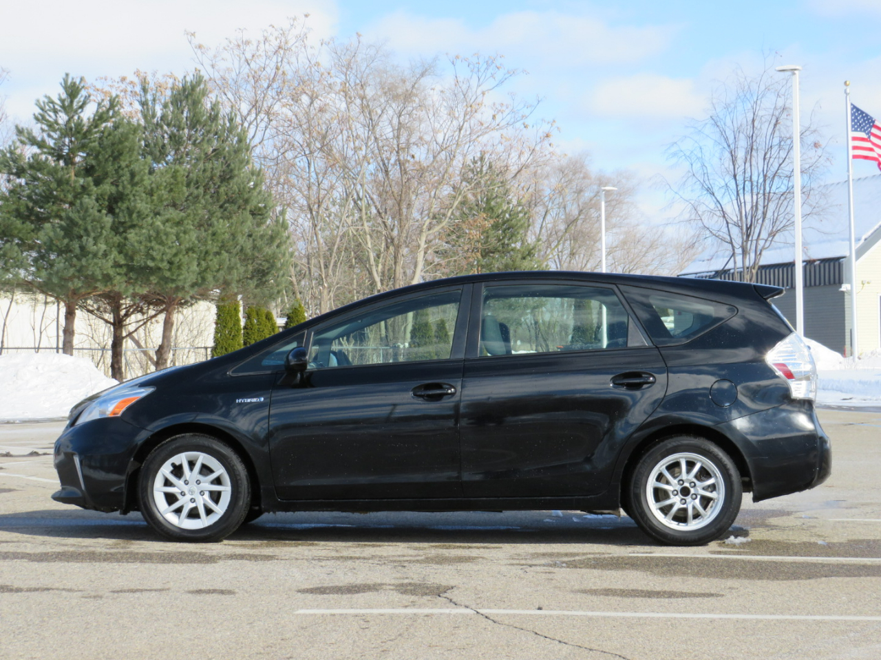 Toyota Prius V Two 2013