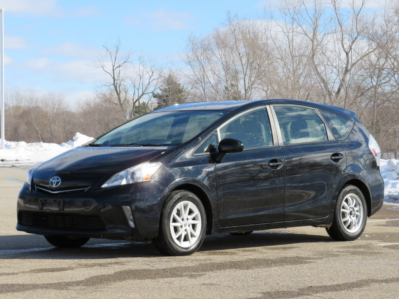 Toyota Prius V Two 2013
