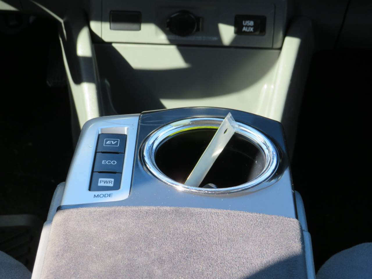 Toyota Prius V Two 2013