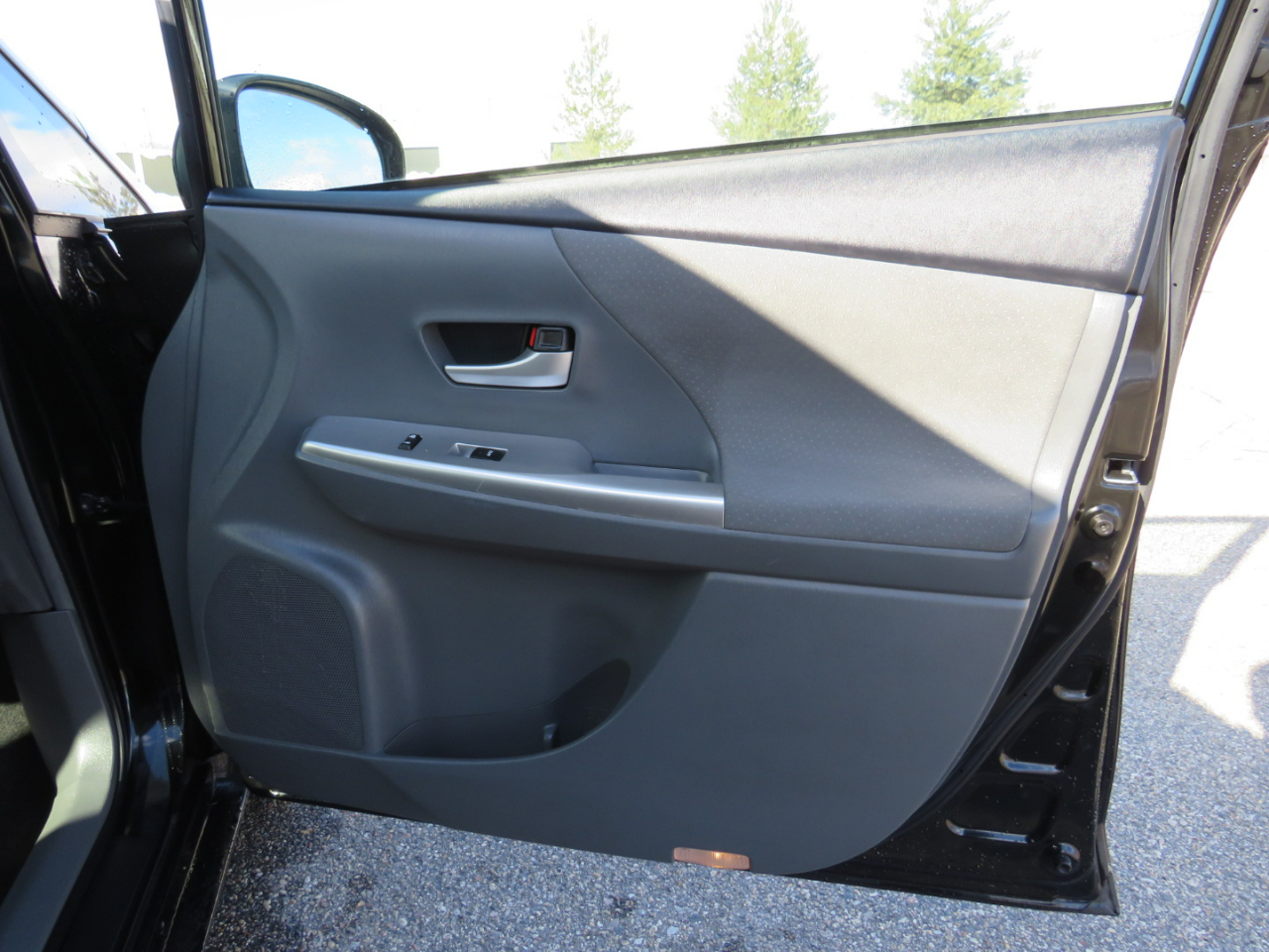 Toyota Prius V Two 2013