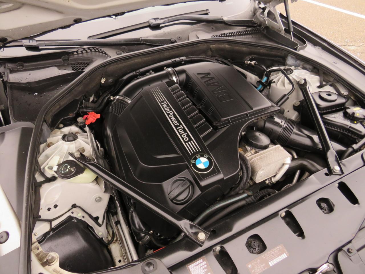 BMW 5-Series 535i xDrive 2015