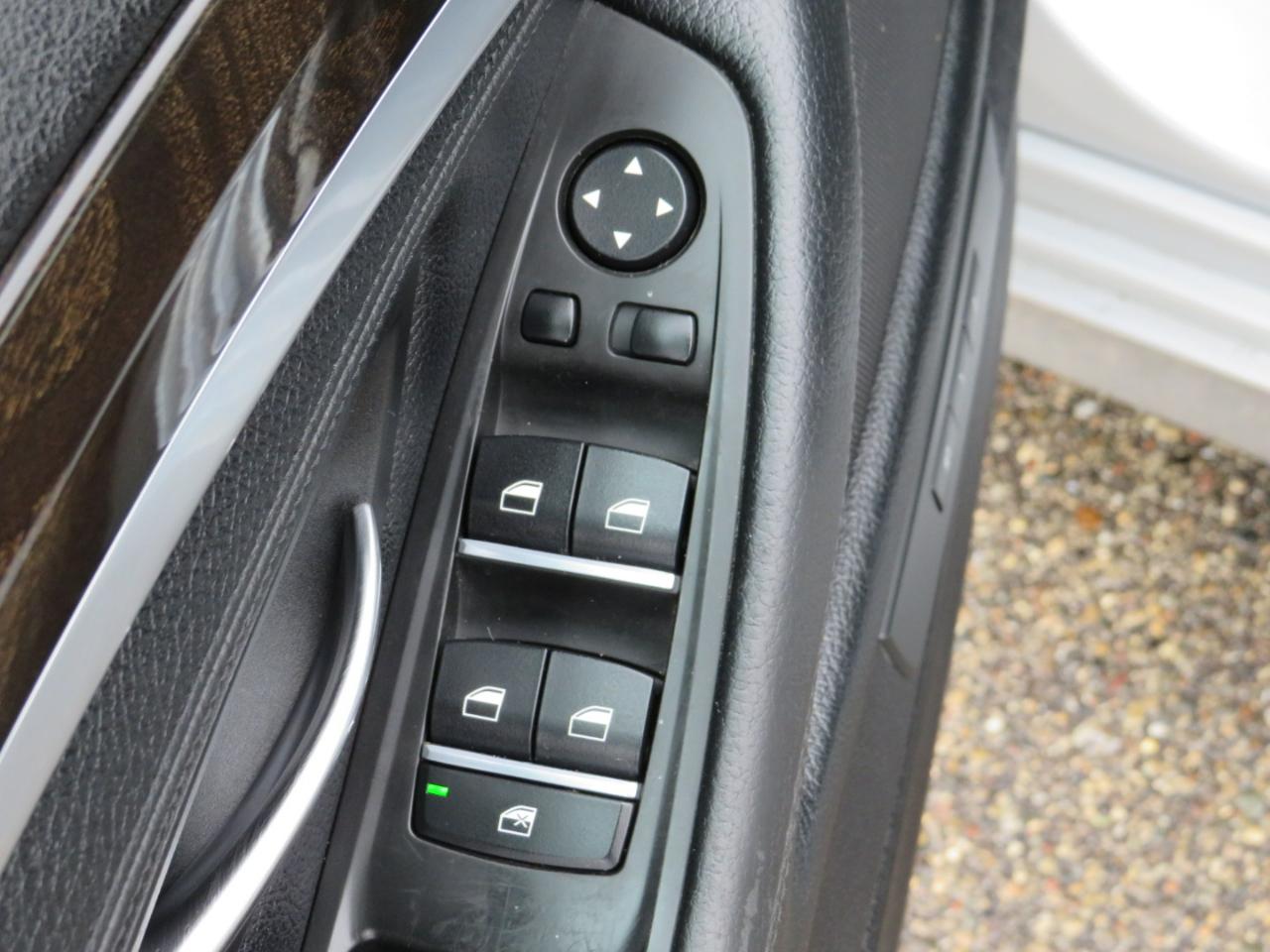 BMW 5-Series 535i xDrive 2015