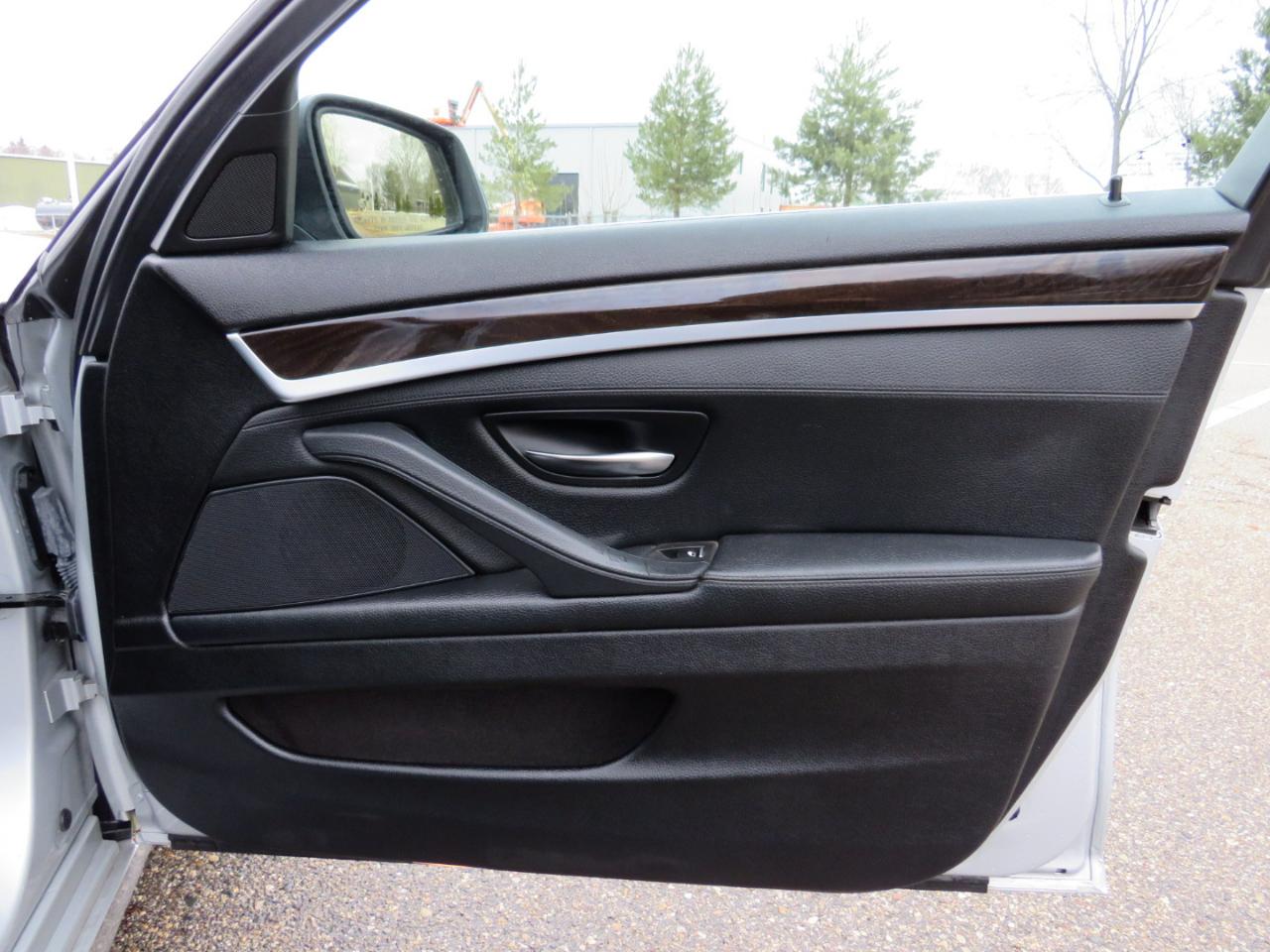 BMW 5-Series 535i xDrive 2015