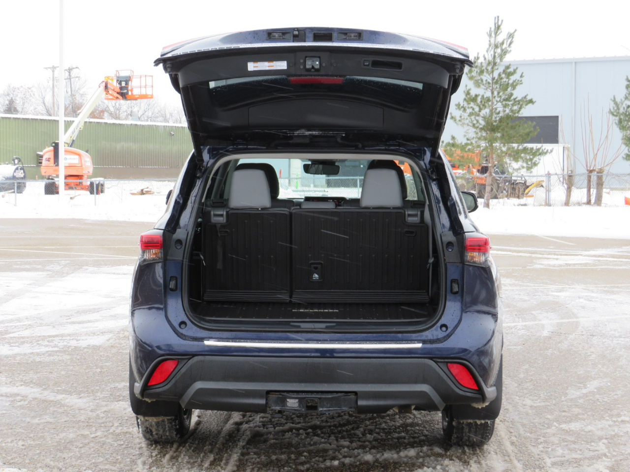 Toyota Highlander XLE AWD V6 2022