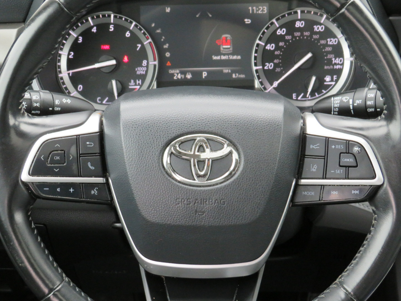 Toyota Highlander XLE AWD V6 2022