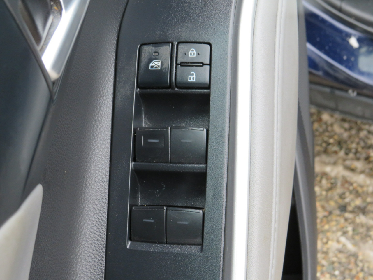 Toyota Highlander XLE AWD V6 2022