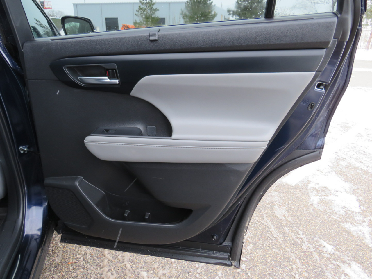 Toyota Highlander XLE AWD V6 2022