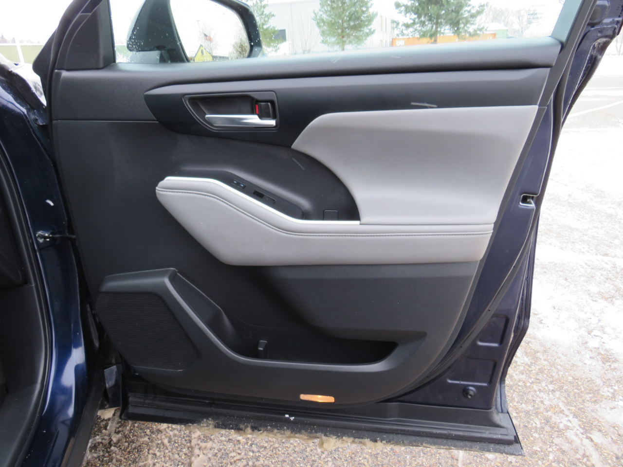 Toyota Highlander XLE AWD V6 2022