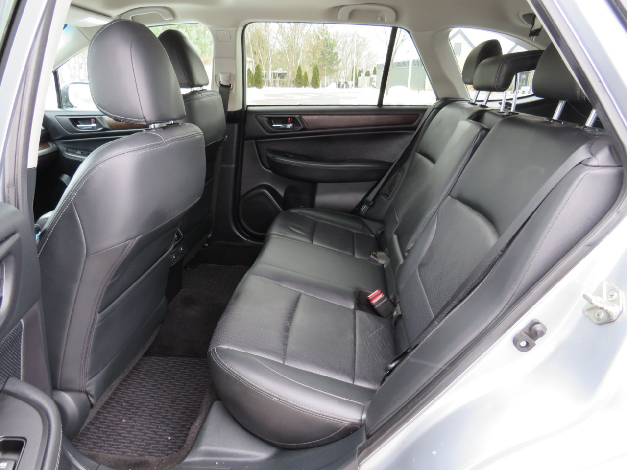 Subaru Outback 2.5i Limited 2015