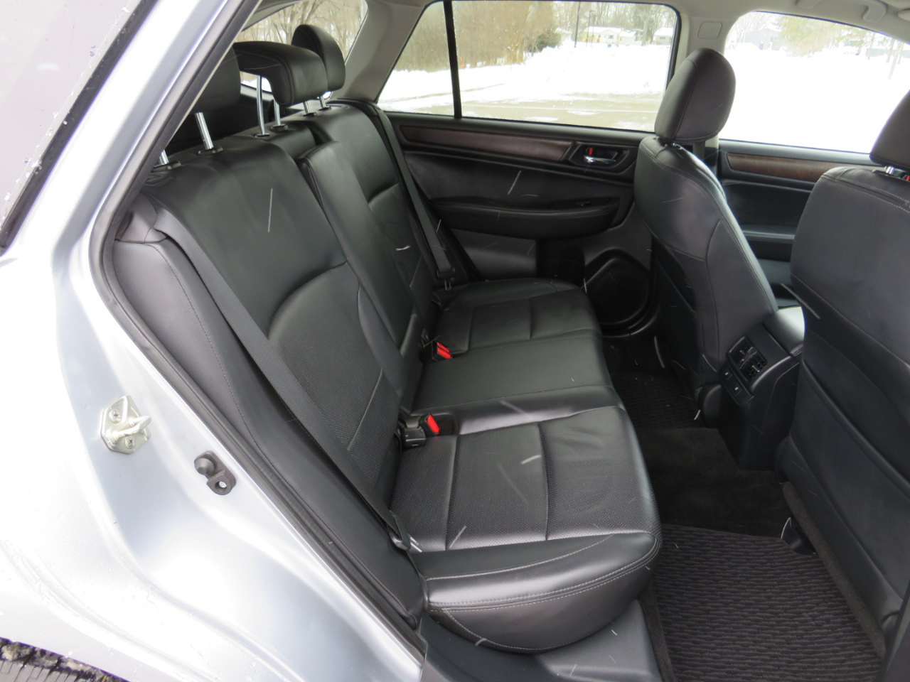 Subaru Outback 2.5i Limited 2015