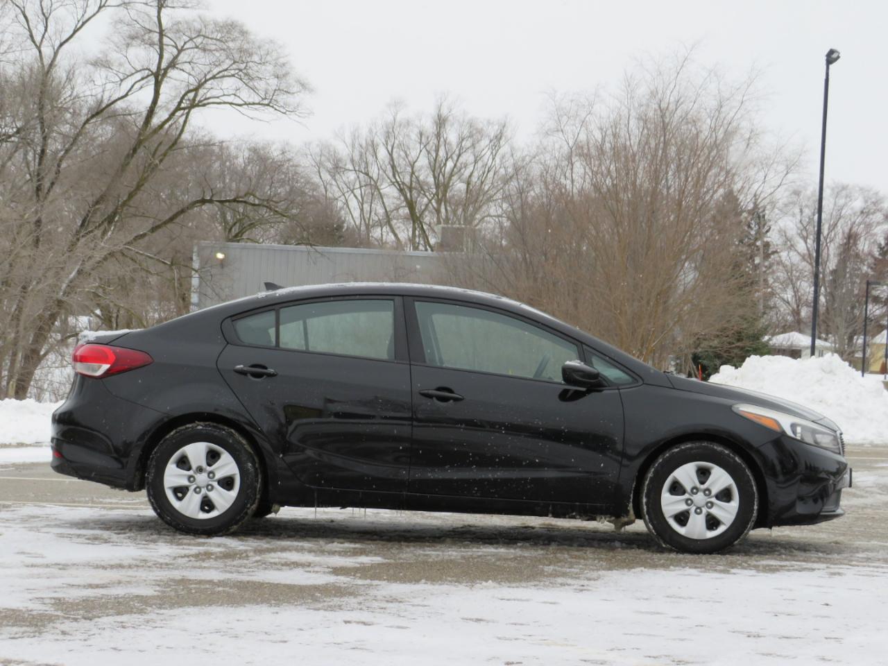 Kia Forte LX 6A 2017