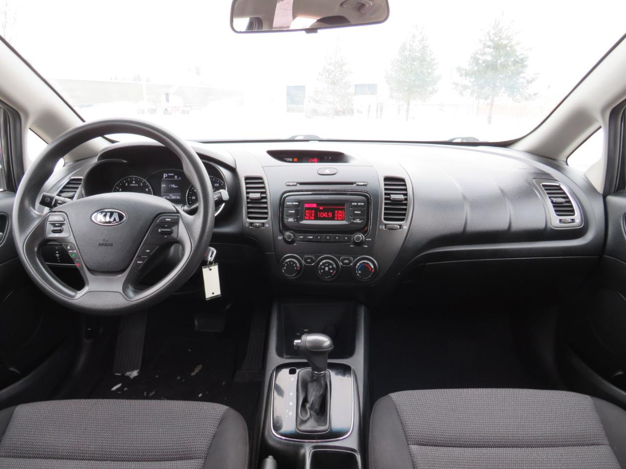 Kia Forte LX 6A 2017