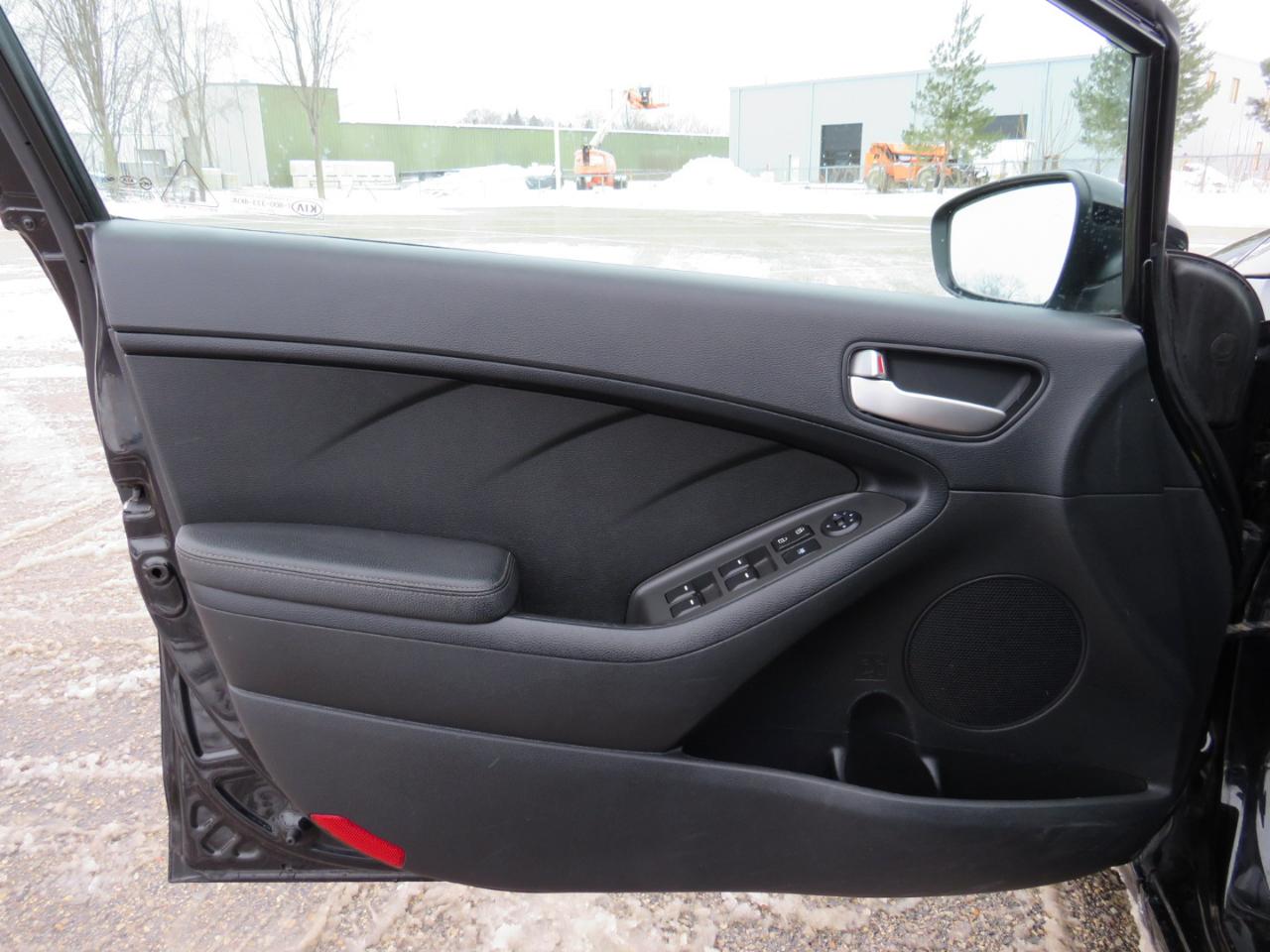 Kia Forte LX 6A 2017