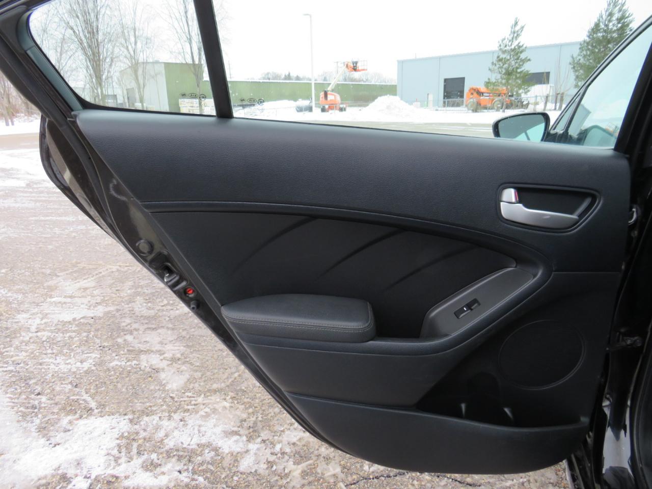 Kia Forte LX 6A 2017