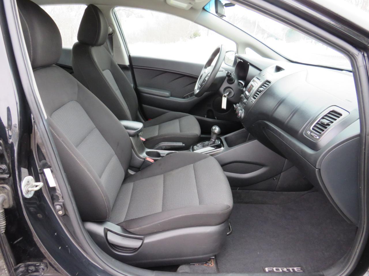 Kia Forte LX 6A 2017