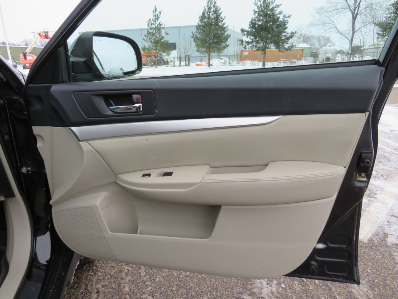 Subaru Outback 3.6R Premium 2011