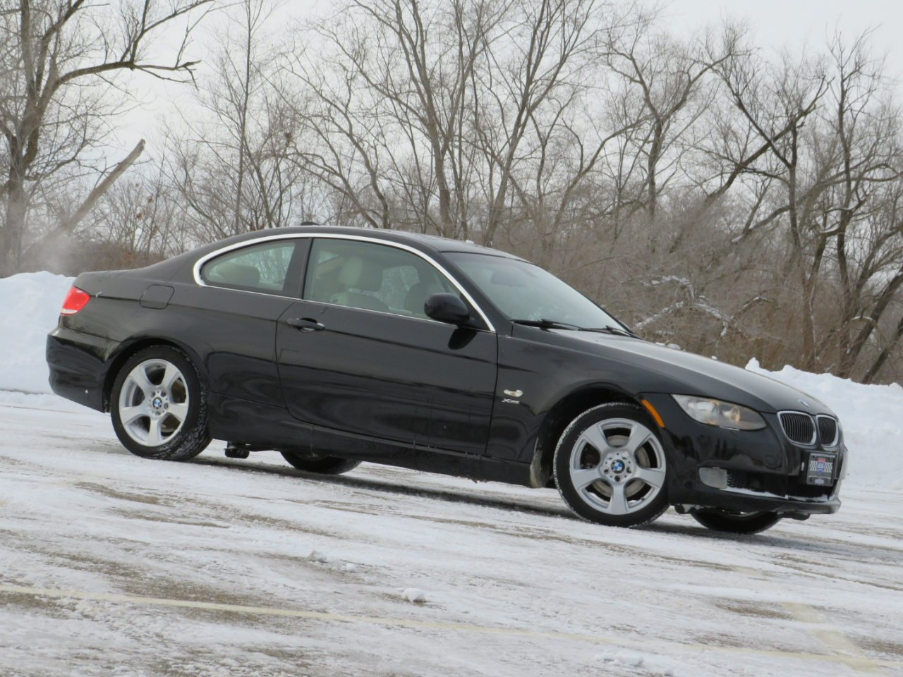 BMW 3-Series 328i xDrive Coupe 2010