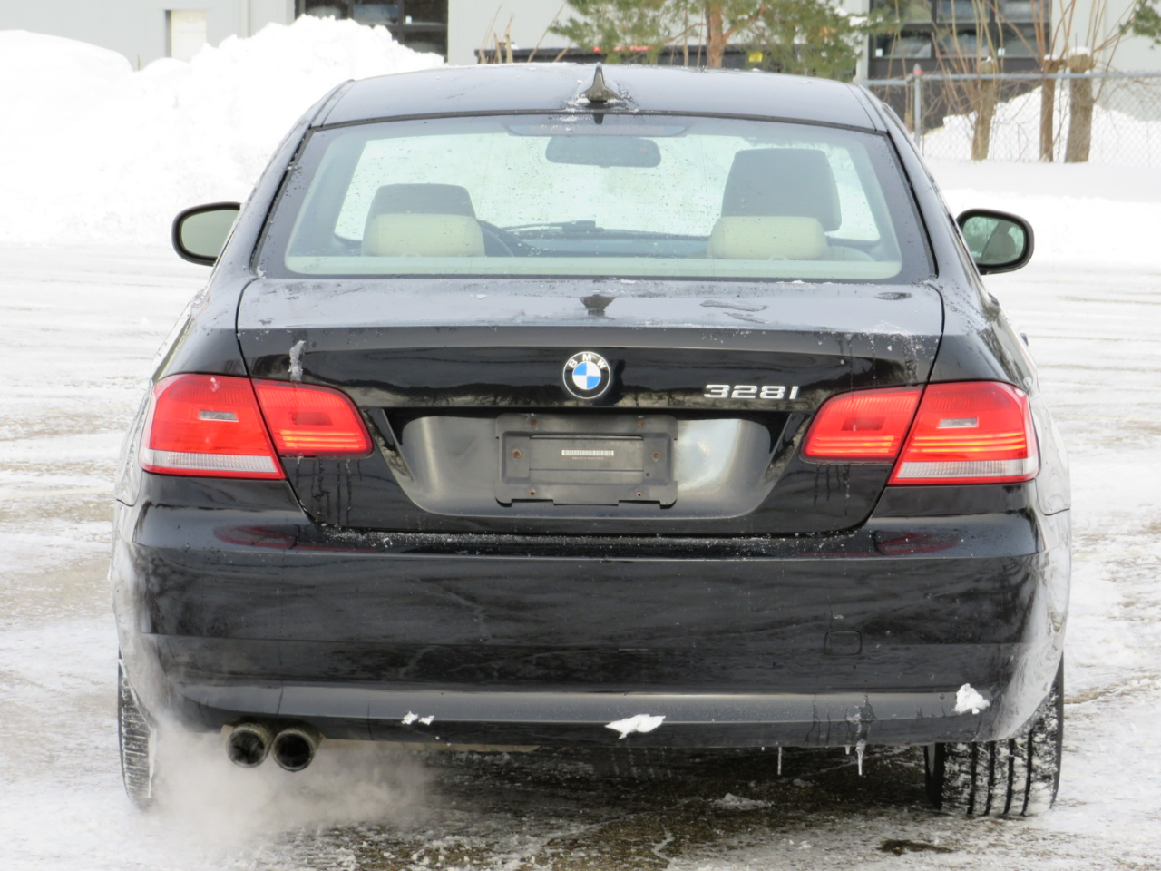 BMW 3-Series 328i xDrive Coupe 2010