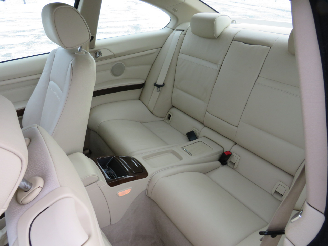 BMW 3-Series 328i xDrive Coupe 2010