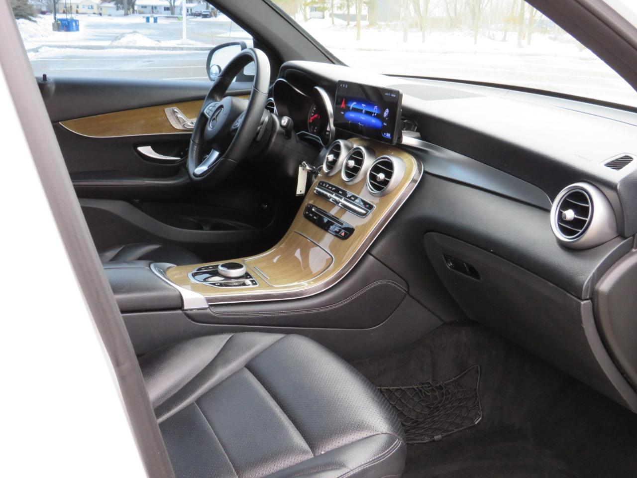 Mercedes-Benz GLC-Class GLC300 2018