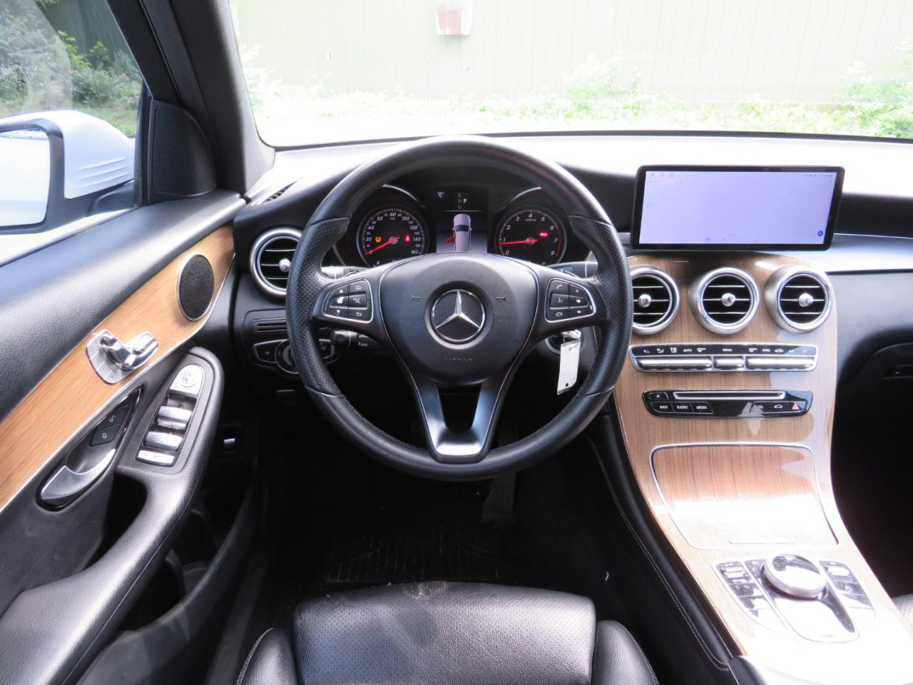 Mercedes-Benz GLC-Class GLC300 2018