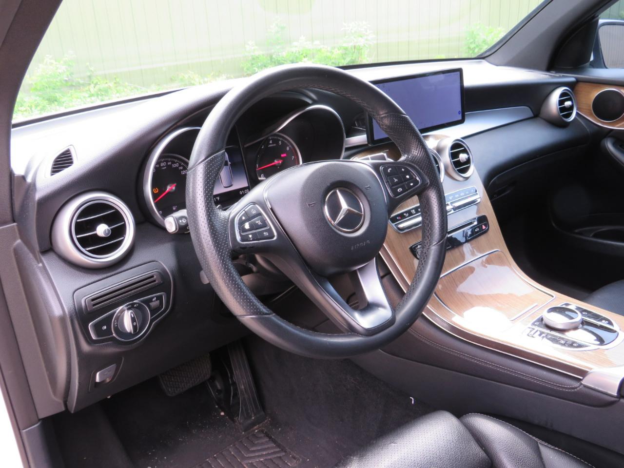 Mercedes-Benz GLC-Class GLC300 2018