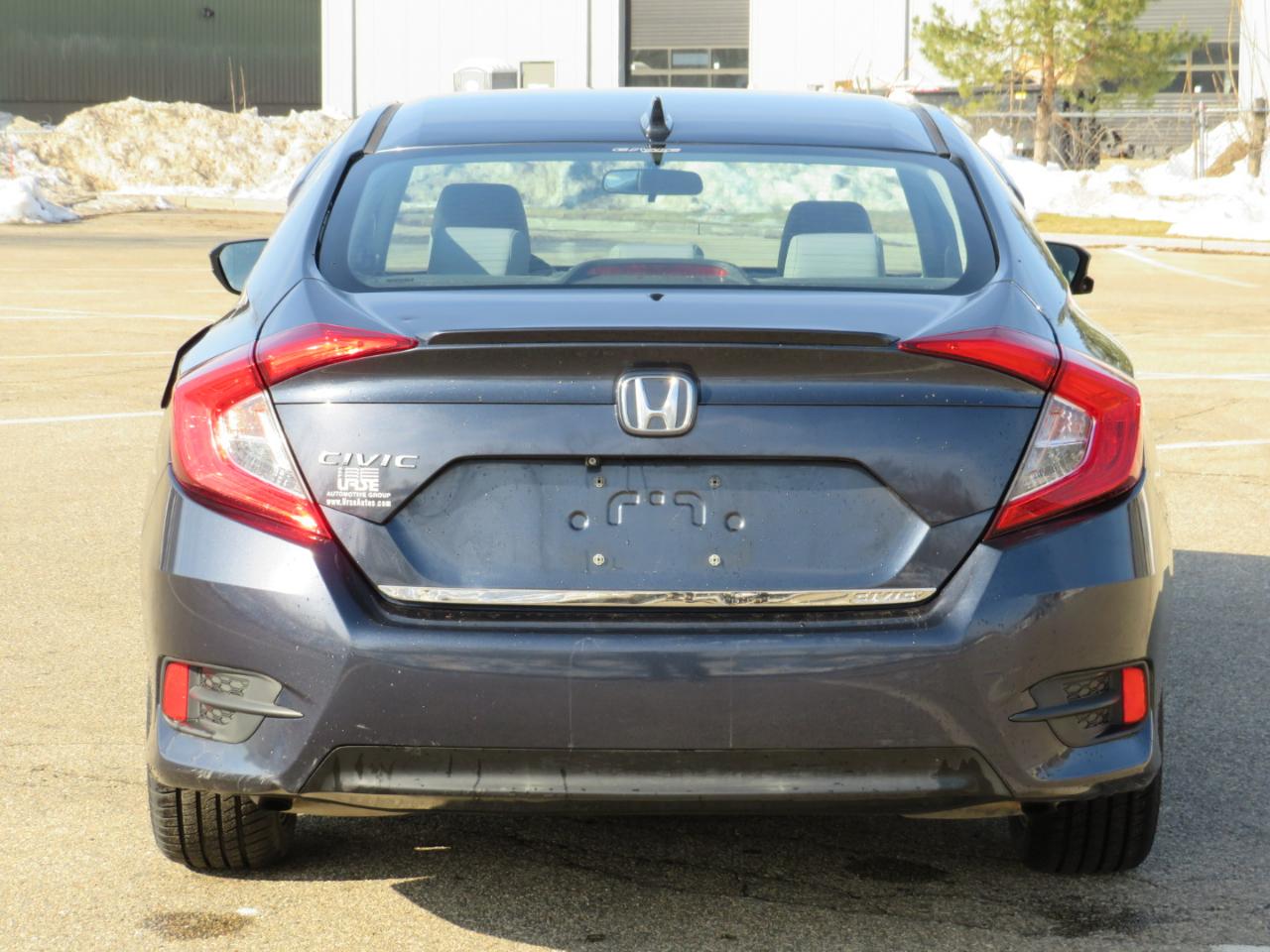 Honda Civic EX-T Sedan CVT 2016