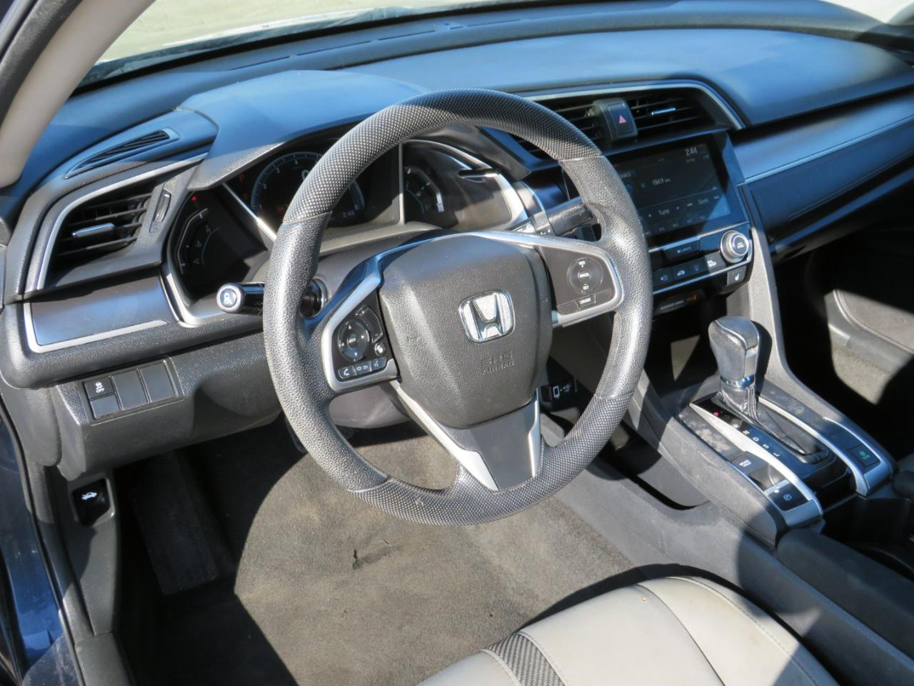 Honda Civic EX-T Sedan CVT 2016