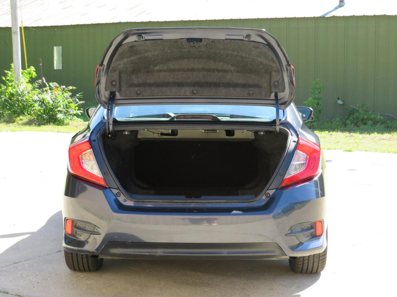 Honda Civic EX-T Sedan CVT 2016