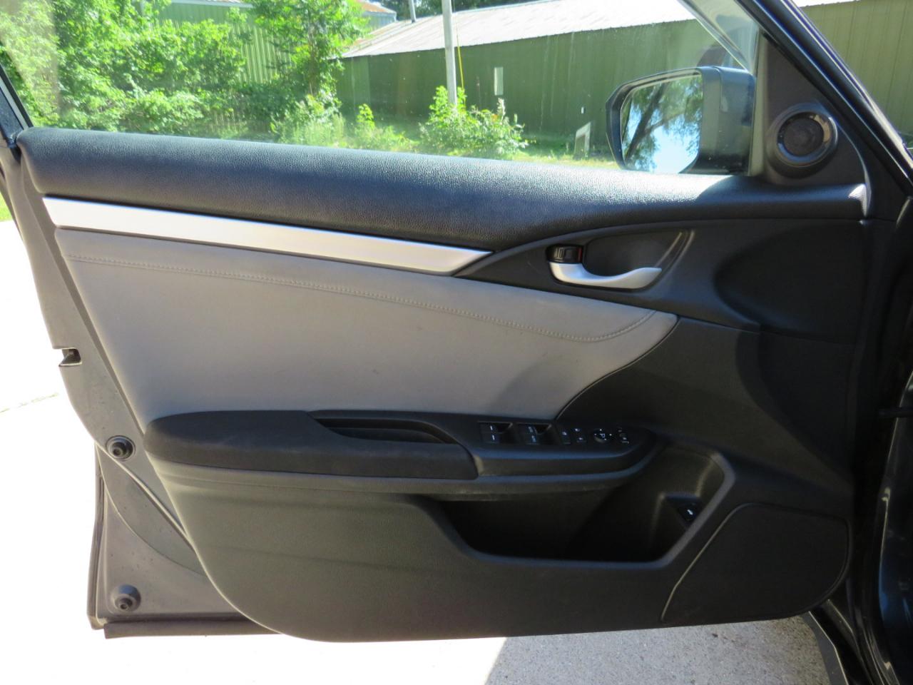 Honda Civic EX-T Sedan CVT 2016