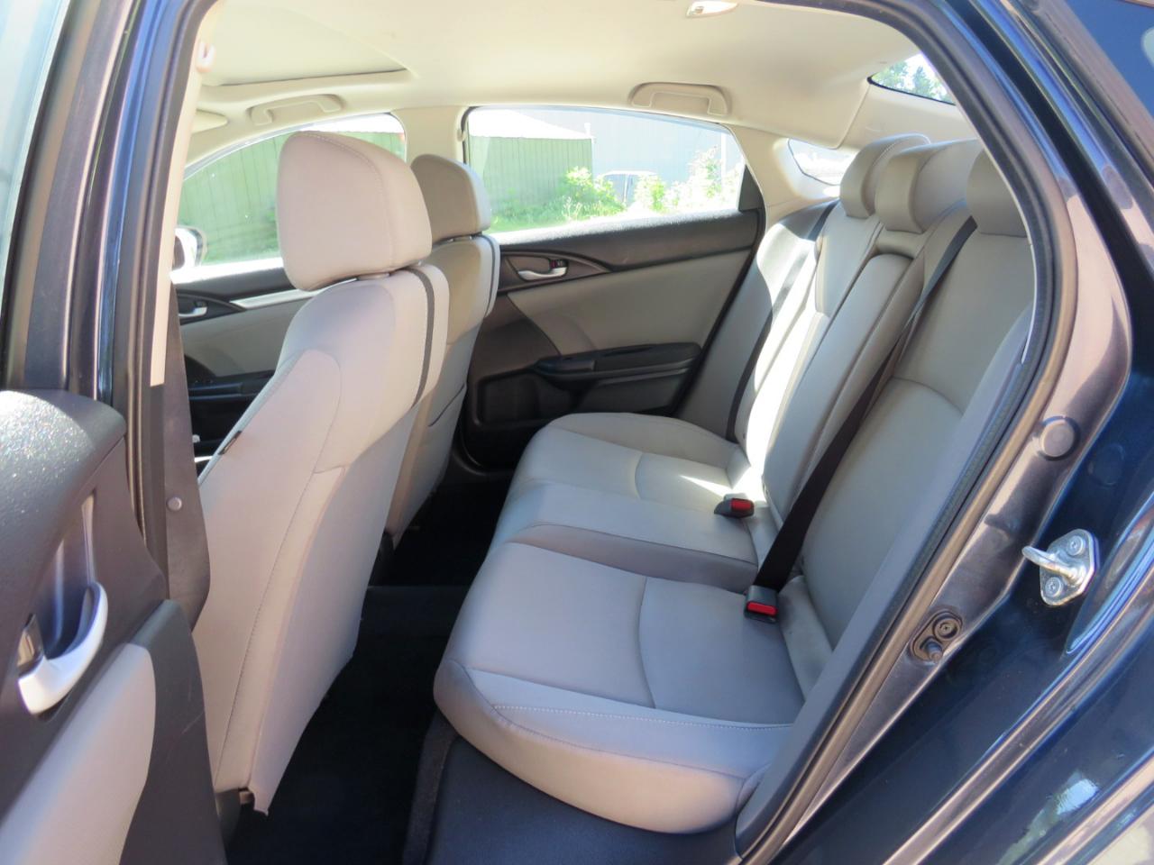 Honda Civic EX-T Sedan CVT 2016