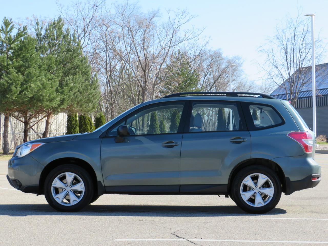 Subaru Forester 2.5i Premium PZEV CVT 2016