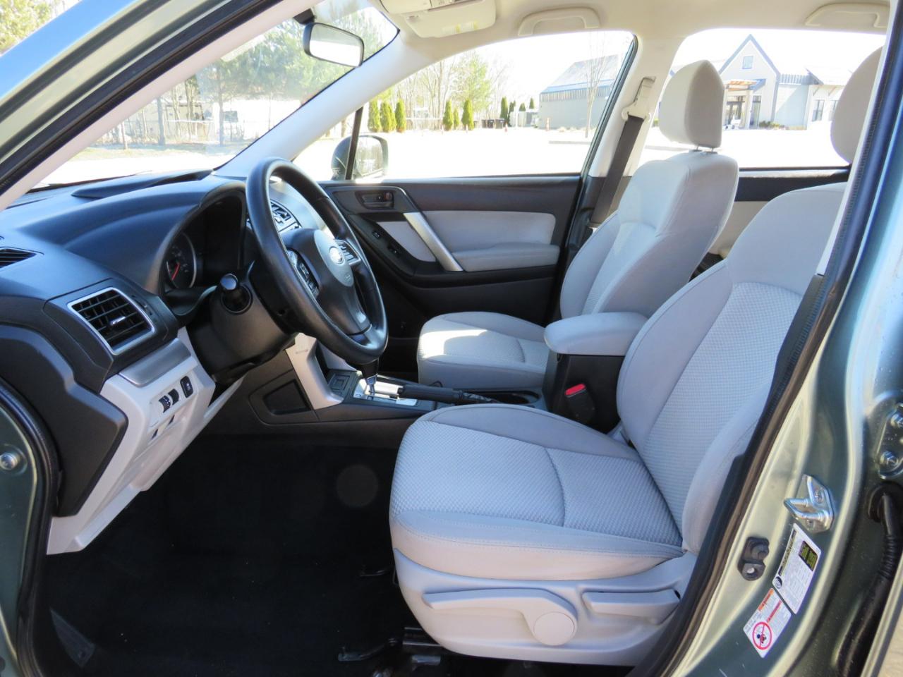 Subaru Forester 2.5i Premium PZEV CVT 2016