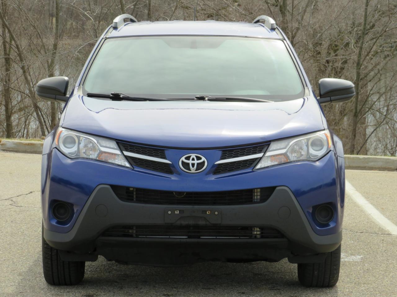 Toyota RAV4 LE AWD 2015