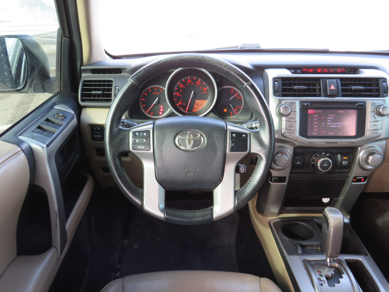 Toyota 4Runner SR5 4WD 2012