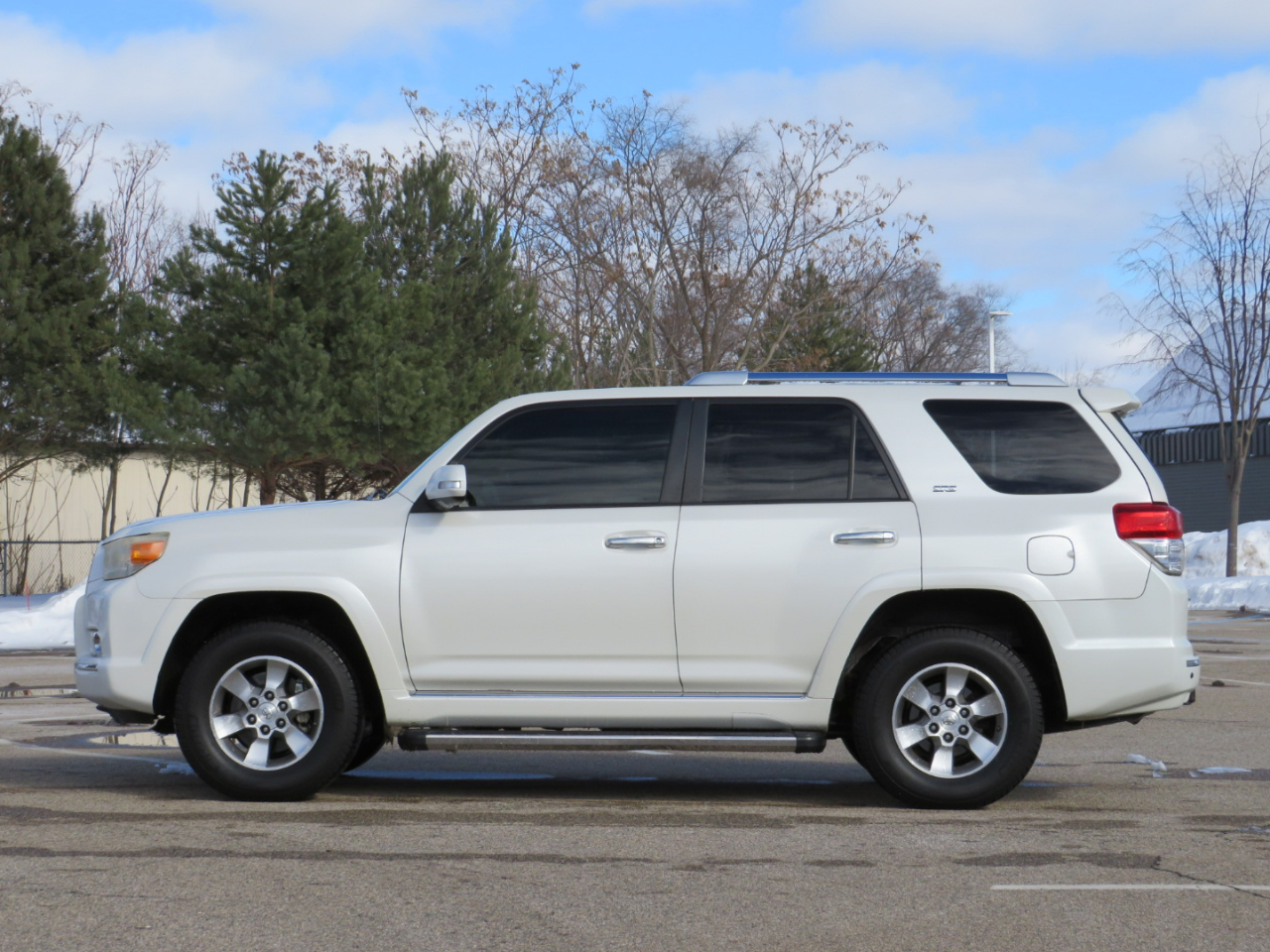 Toyota 4Runner SR5 4WD 2012