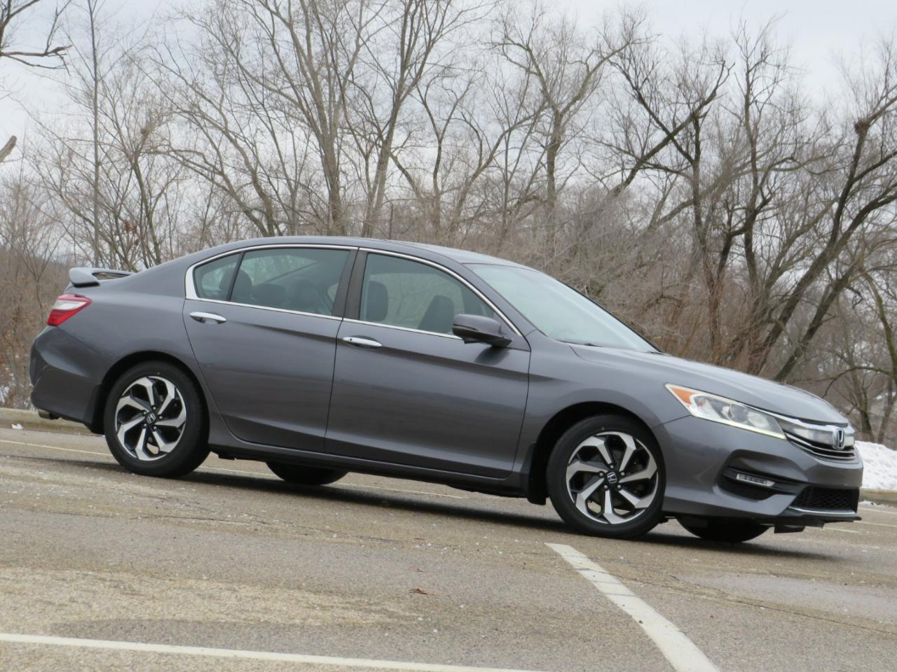 Honda Accord EX-L Sedan CVT 2017