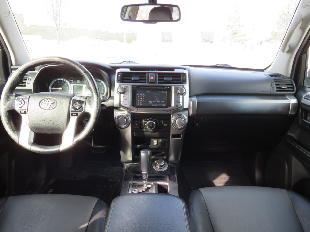 Toyota 4Runner SR5 4WD 2015